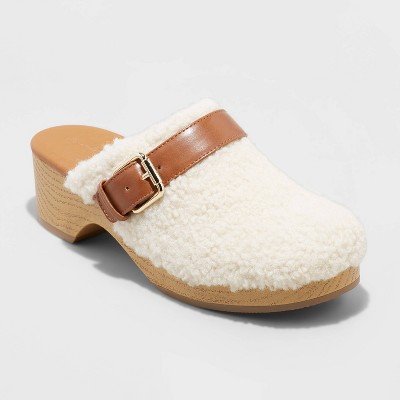 Women's Indra Slip-On Clog Heels - Universal Thread™ Cream