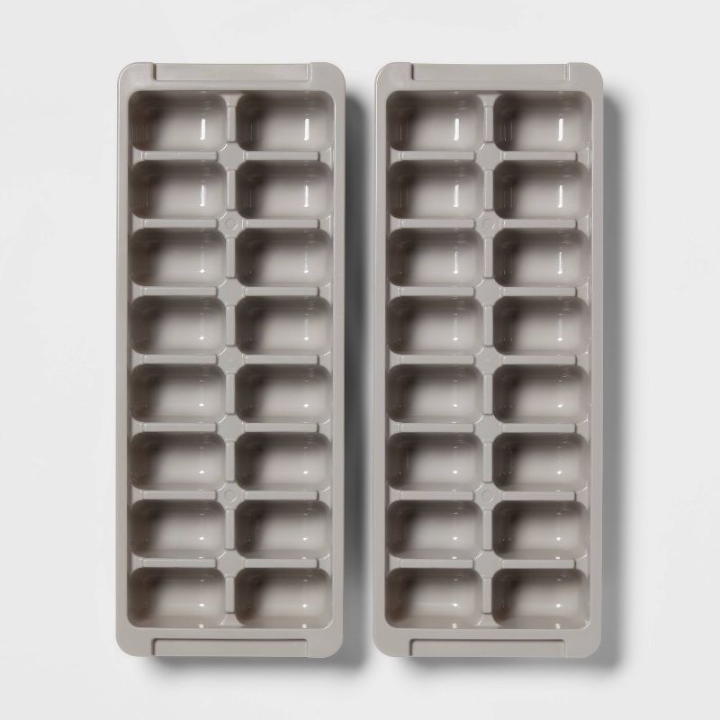 2pk Plastic Ice Trays - Room Essentials™, 3 of 6