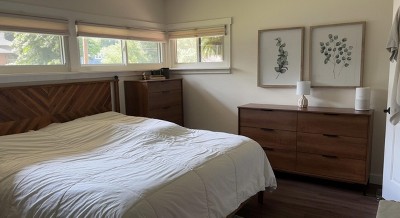 Guest review image 2 of 3, zoom in