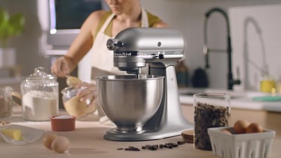 Classic™ Series 4.5 Quart Tilt-Head Stand Mixer