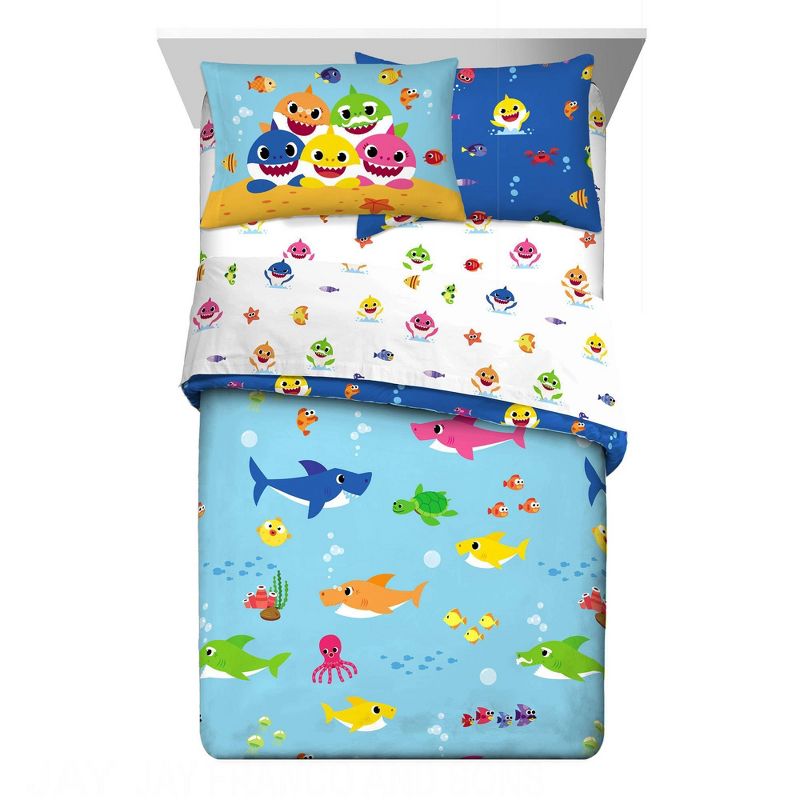 Twin Baby Shark Kids&#39; Bed in a Bag, 3 of 5