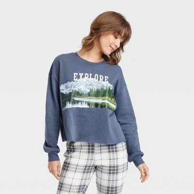 Women's Explore Graphic Sweatshirt - Blue