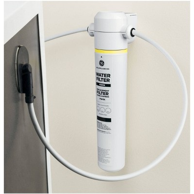 GE White Single Stage Under Sink Water Filter