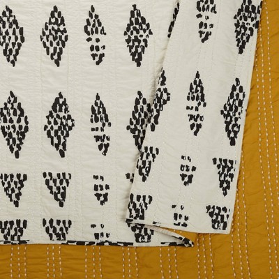 Jungalow Prosperity Reversible Geometric 100% Cotton Quilt Set