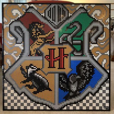 LEGO® ART Harry Potter Hogwarts Crests 31201 (Retiring Soon) by LEGO  Systems Inc.