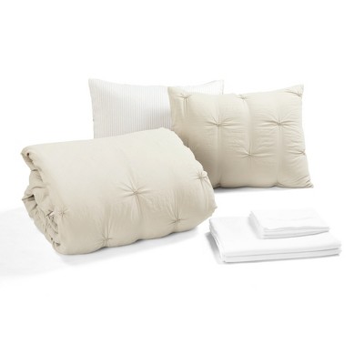 Lush Decor Juliette Pintuck Bed In A Bag Soft Reversible Printed Comforter With Sheet Set Wheat 7Pc Set King — фото 7