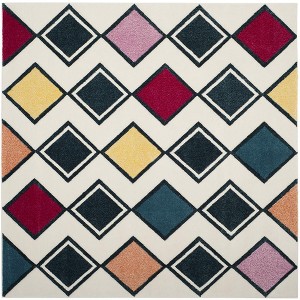 Hollywood HLW704 Machine Made Rug - Safavieh - 1 of 3