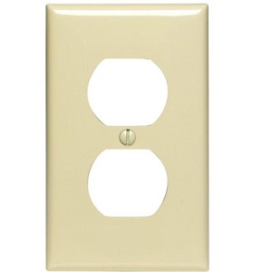 Leviton Ivory 1 gang Nylon Duplex Wall Plate (Model No. 80703-00I) (Pack of 20) - 1 of 1