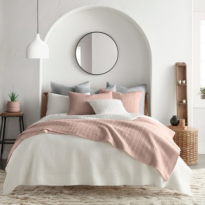 Blush Full Microfiber Reversible Quilt and Sham Set
