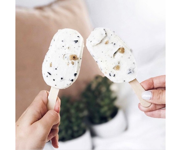 Yasso Frozen Greek Yogurt - Chocolate Chip Cookie Dough Bars - 4ct