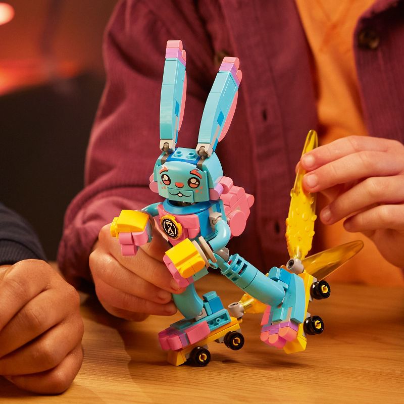 LEGO DREAMZzz Izzie and Bunchu the Bunny Building Toy Set 71453, 5 of 8