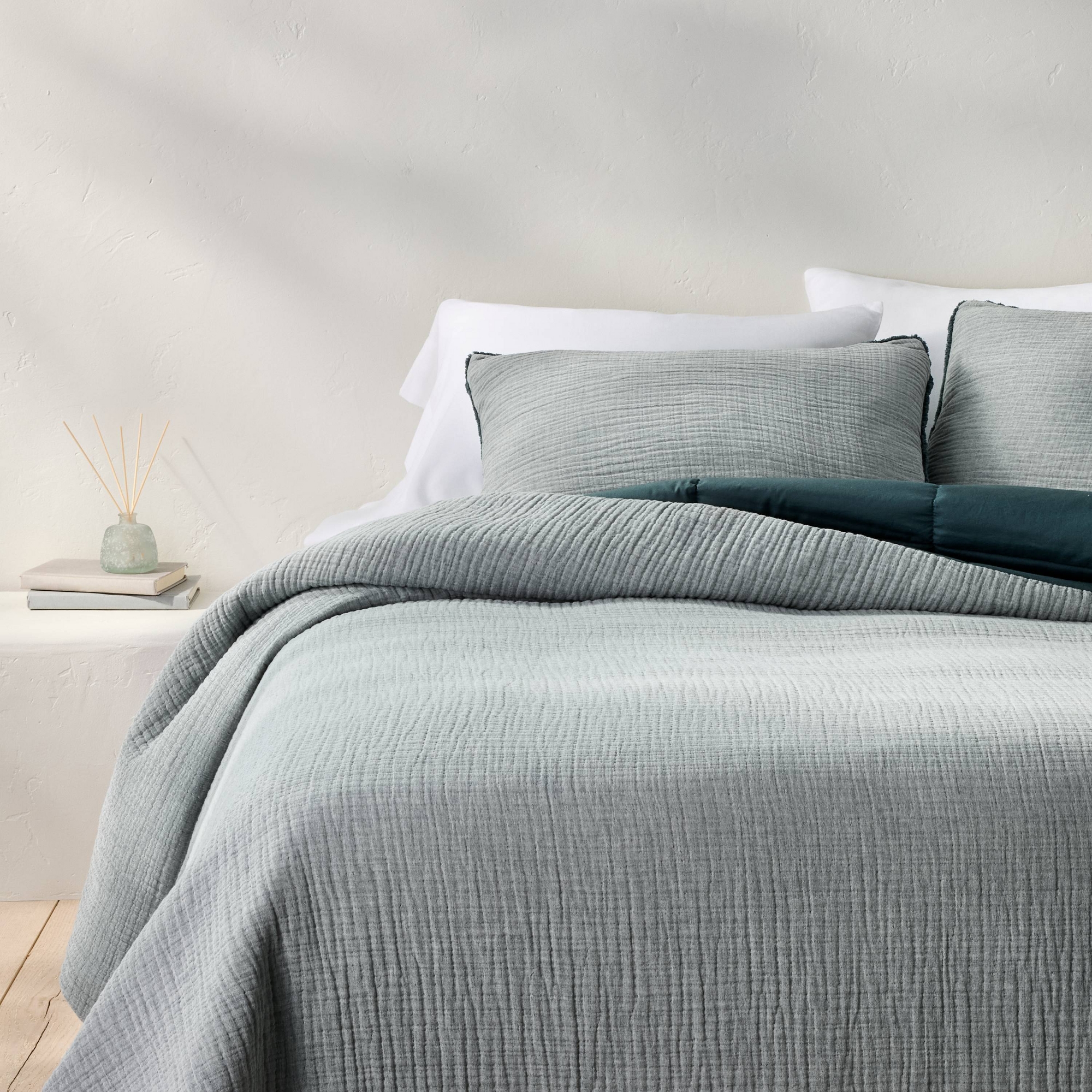 King/California King Textured Chambray Comforter & Sham Set Dark Teal Blue - Casaluna™