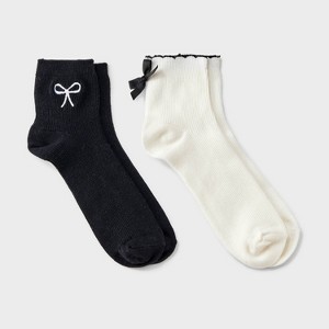Women's Scallop Edge Bow Ultra Soft Rib-Knit 2pk Ankle Socks - Auden™ Ivory/Black 4-10 - 1 of 3