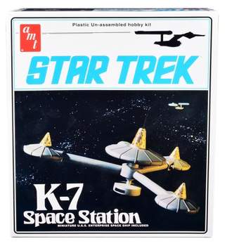 Skill 2 Model Kit K-7 Space Station "Star Trek" (1966-1969) TV Series 1/7600 Scale Model by AMT