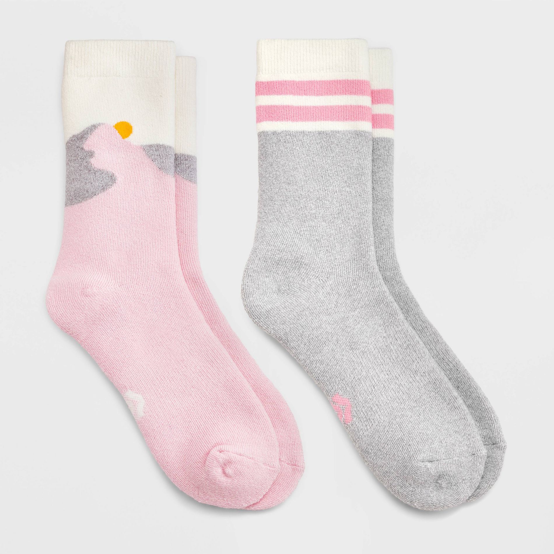 Girls' 2pk Mountain Print Outdoor Crew Socks - All in Motion™