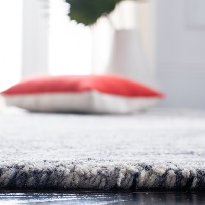 Gray Handmade Tufted Wool 6' x 9' Area Rug