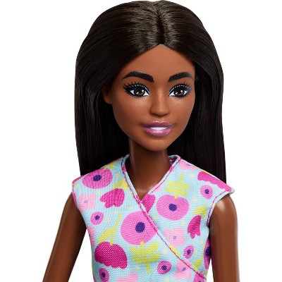 Детские куклы Barbie Careers Baby Doctor Playset with Brunette Fashion Doll, 2 Baby Dolls, Exam Table & Accessories — фото 4