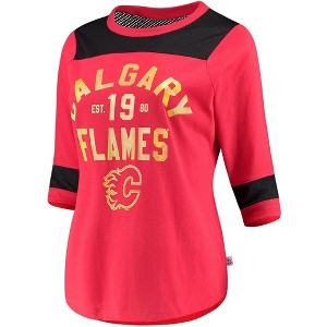 Touch by G-III Womens Calgary Flames Graphic T-Shirt - 1 of 1