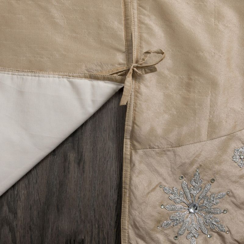 Vickerman Snowflake Christmas Textile Collection, 2 of 6