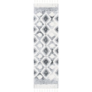Moroccan Tassel Shag MTS656 Power Loomed Indoor Rugs - Safavieh - 1 of 4