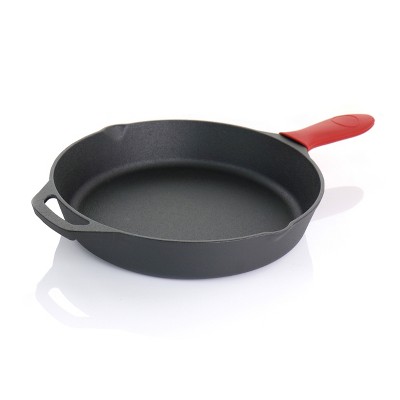 Pre-Seasoned 6 Piece Cast Iron Skillet Set with Lids and Red Silicone Holders