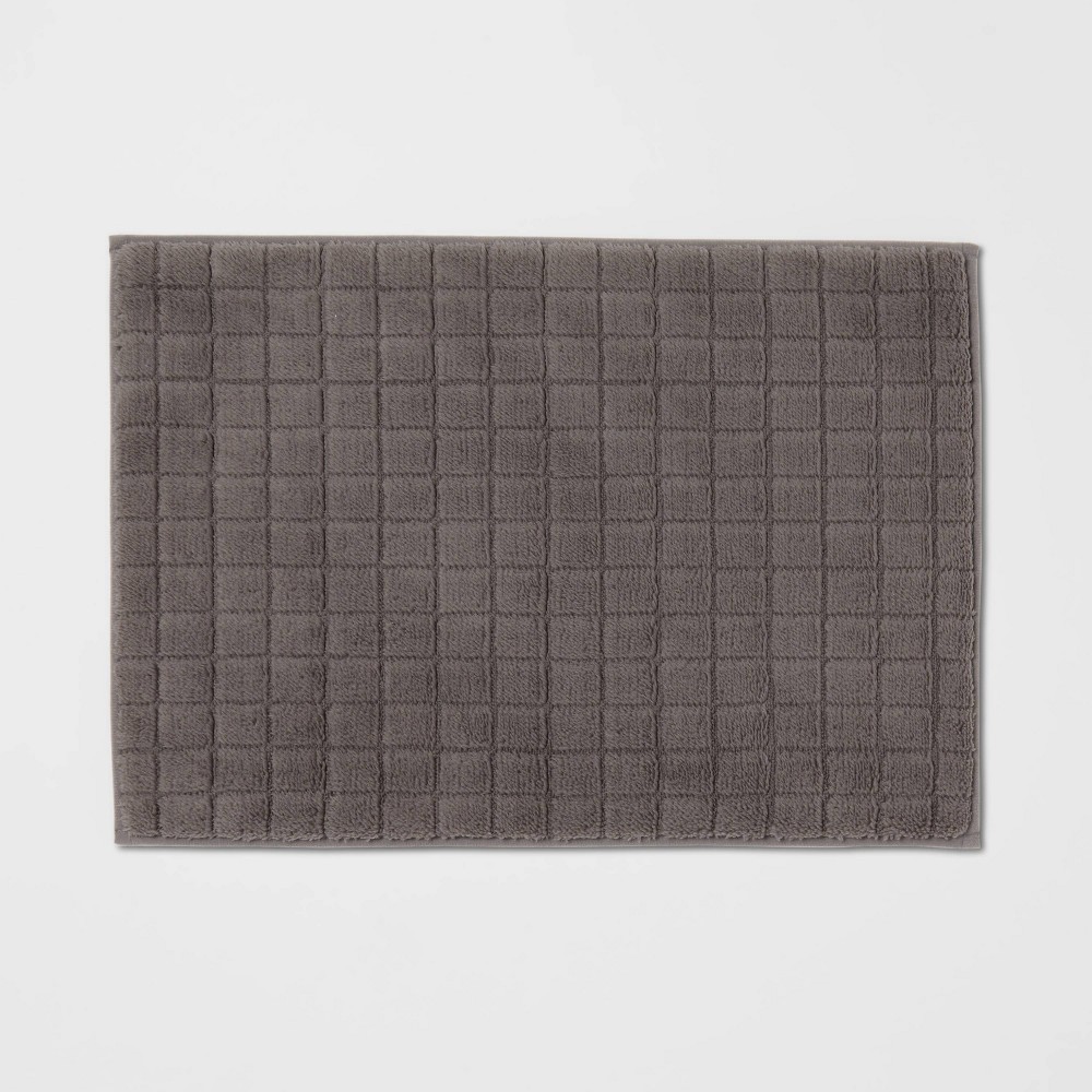 17inx24in Velveteen Grid Memory Foam Bath Rug Dark Gray - Room Essentials™