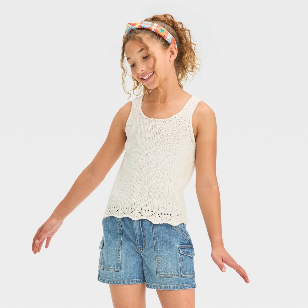 Girls' Sleeveless Knit Pullover Sweater - art class™ Off-White M