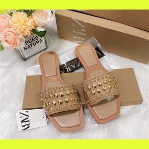 Clotth Women's Slippers with Crystal particles Womens Open Toe Studded Sandals Leather flip-flops for Summer and Daily - 1 of 4