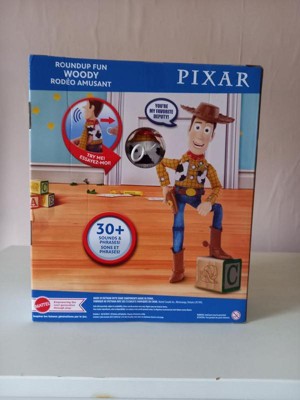 Mattel Disney Pixar Toy Story Roundup Fun Woody - Figura grande que habla,  12 pulgadas de alto con 20 frases auténticas, tela de felpa y plástico