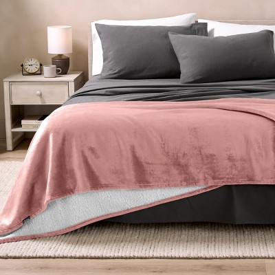 Twin Dusty Rose Reversible Sherpa Fleece Blanket