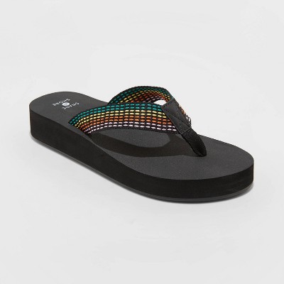 platform flip flop sandals