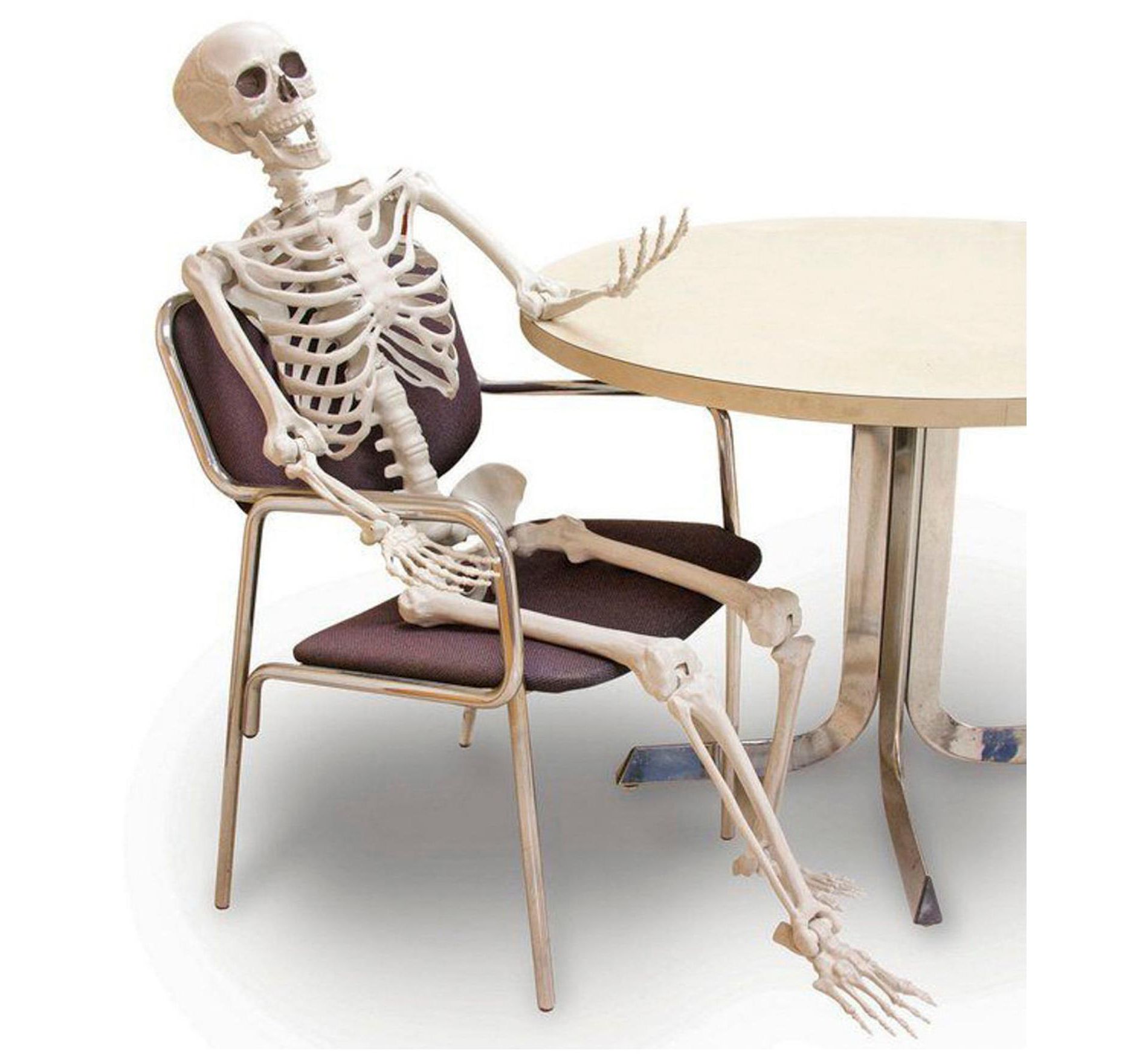 Forum Novelties 5' Posable Skeleton Party Decoration