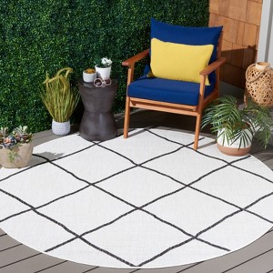 Courtyard CY8635 UV & Stain Resistant Non-Shedding Power Loomed Indoor/Outdoor Rugs - Safavieh - 1 of 4