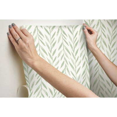 Green Willow Pattern Peel and Stick Vinyl Wallpaper