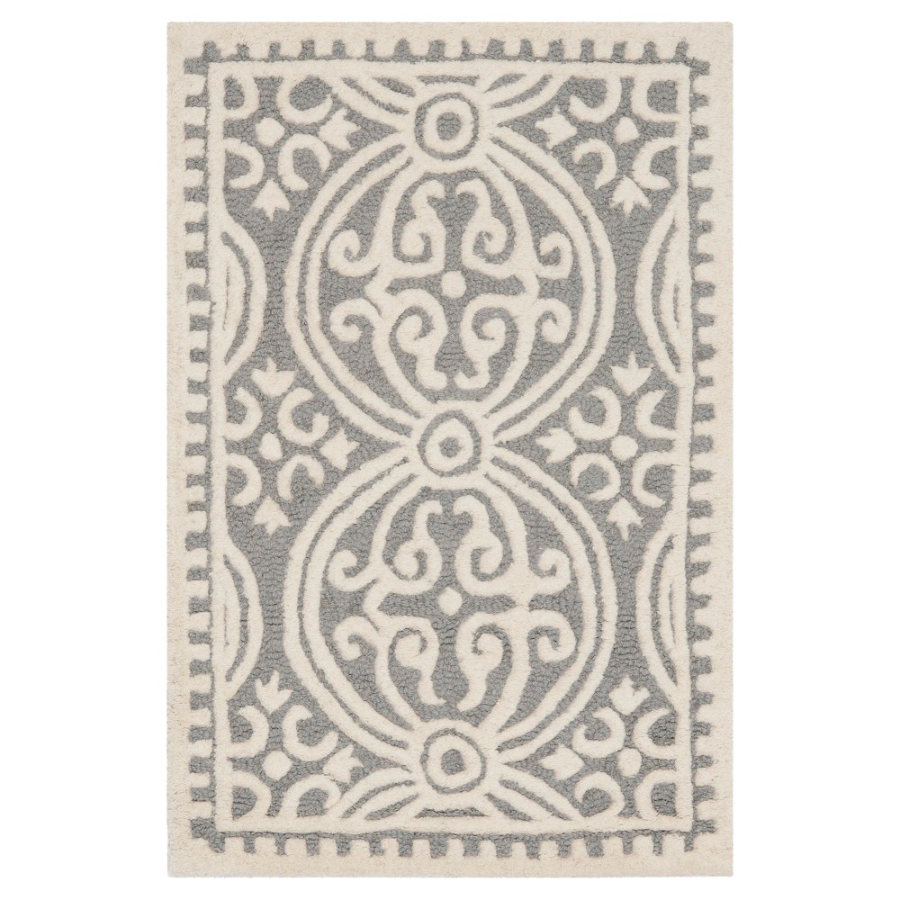 Silver/Ivory Geometric Tufted Accent Rug 2'x3' - Safavieh