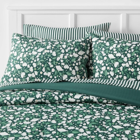 5pc Twin Extra Long Floral Printed Microfiber Reversible Comforter & Sheets  Set Dark Green - Room Essentials™ : Target