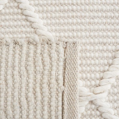 Ivory Handwoven Wool and Cotton 4' x 6' Area Rug