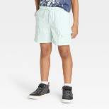 Boys' Quick Dry 'Above the Knee' Relaxed Pull-On Cargo Shorts - Cat & Jack™