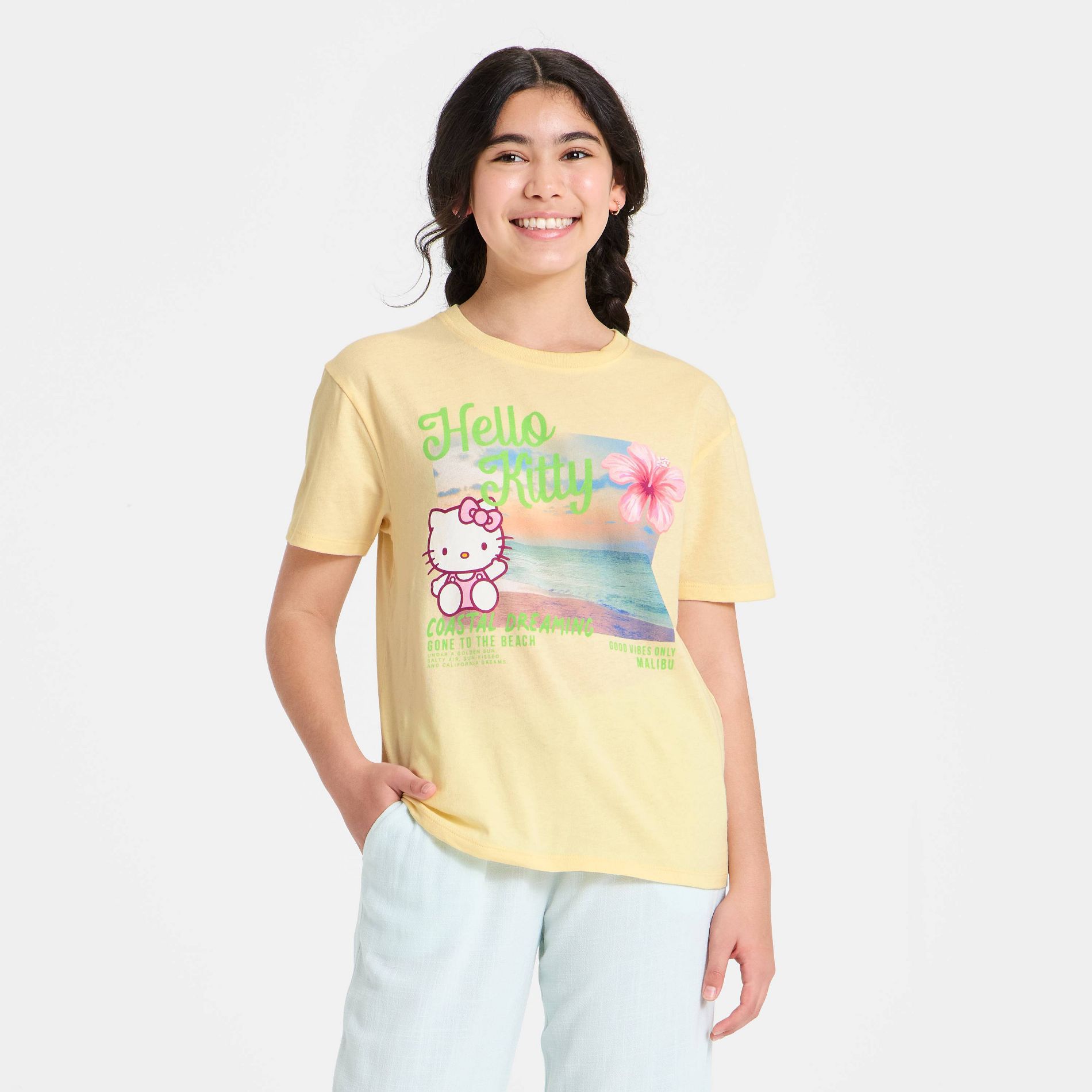 Girls' Hello Kitty Coastal Dreaming Short Sleeve Oversized Graphic T-Shirt - Yellow