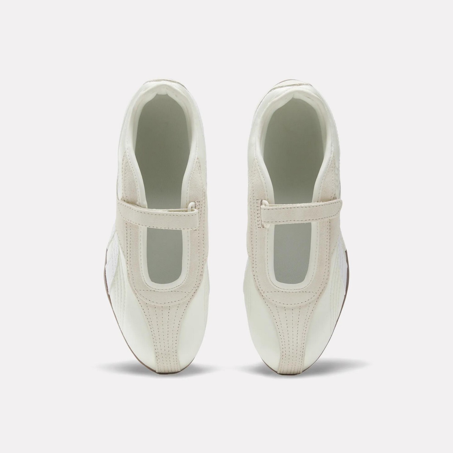 Обувь Reebok Women's Ultra Lo Mary Jane Shoes Size 8.5 Vintage Chalk/Ftwr White/Gum, цвет: Белый — фото 2