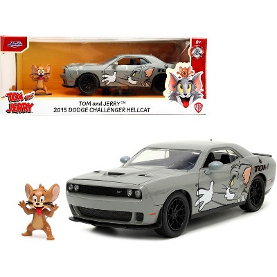 2015 Dodge Challenger Hellcat Gray with "Tom" Graphics and Jerry Diecast Figure "Tom and Jerry" 1/24 Diecast Model Car by Jada