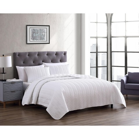 Kate Aurora Basic Bedding Herringbone Plush 3 Piece Quilt & Pillow Shams Set , White - Queen