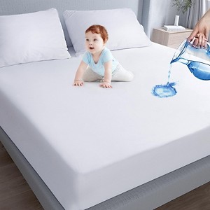 Aoibox Waterproof King Size Mattress Protector Smooth Top Breathable Noiseless Fitted Sheet for Kids Polyester - 1 of 4