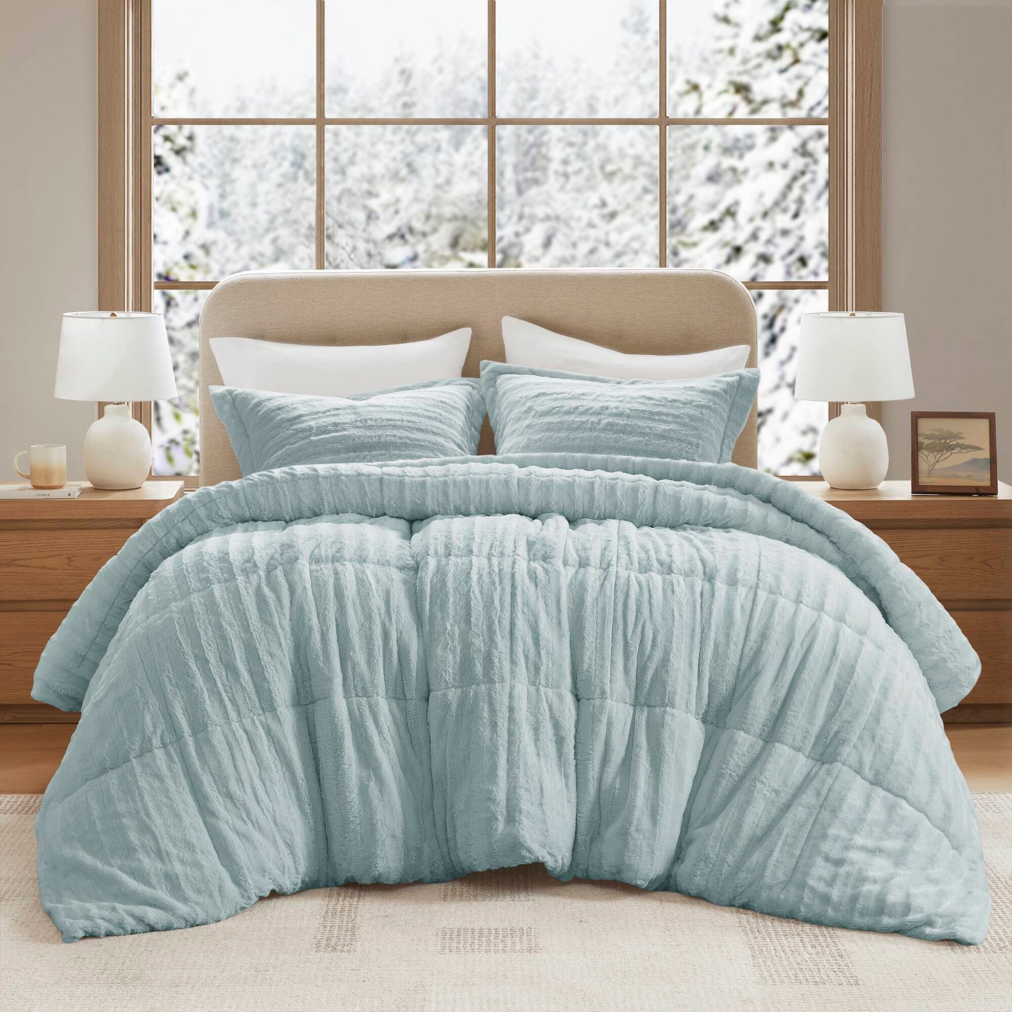 Постельное бельё Madison Park Solid Color Faux Fur Ribbed Comforter Set, Elegant Box Quilting Design Luxury Style Bedding Set, Aqua — фото 1