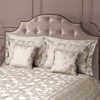 Togas Sienna Light Gold Decorative Pillowcase