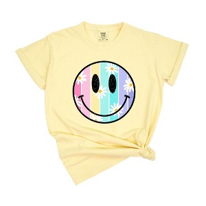 Simply Sage Market Women's Rainbow Daisy Smiley Short Sleeve Garment Dyed Tee - S - Butter - 1 of 2