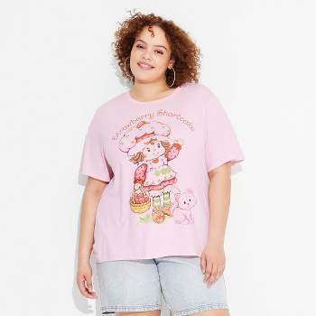Women's Oversized Print Strawberry Shortcake Short Sleeve Graphic T-Shirt - Pink