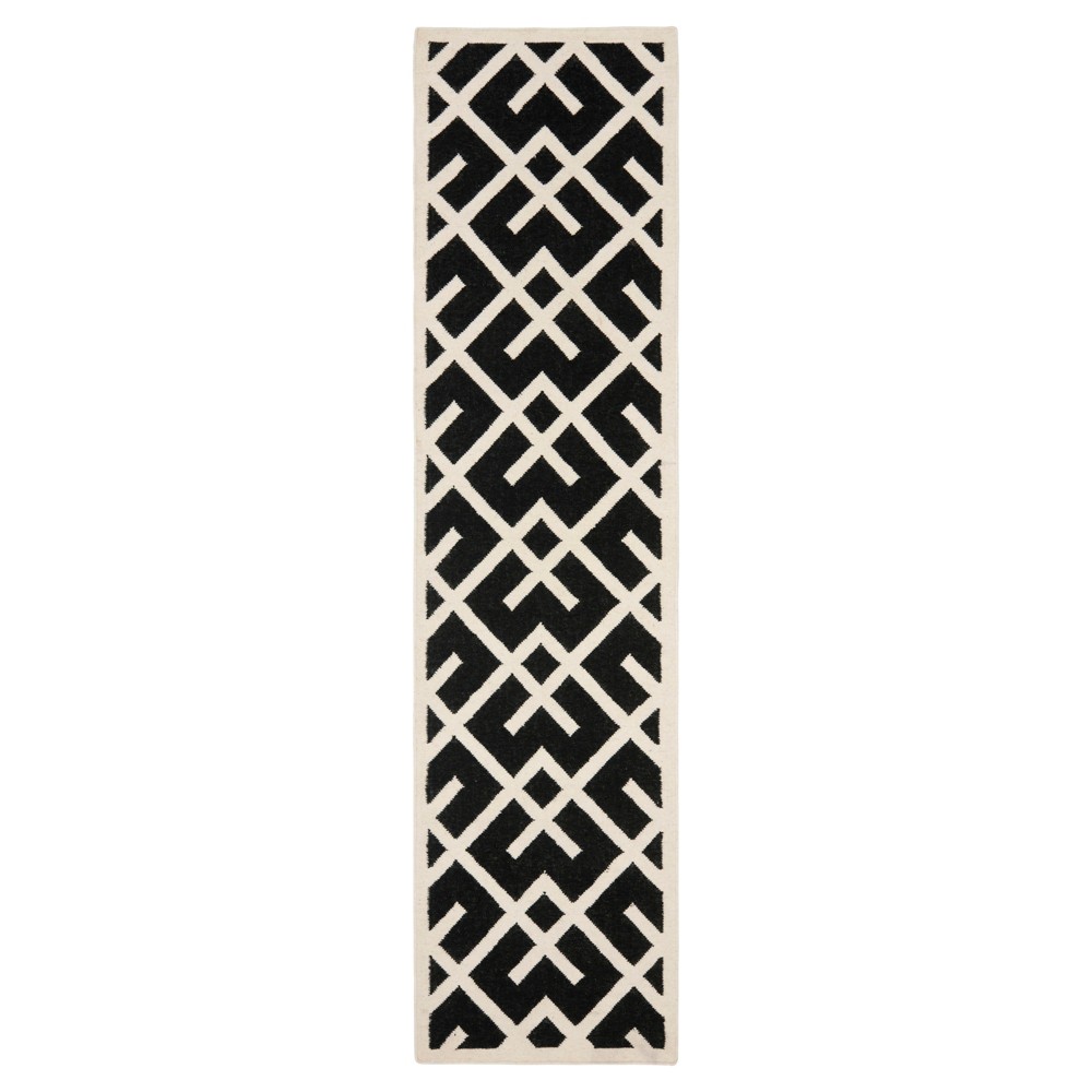 Tangier Dhurry Area Rug - Black/Ivory (2'6inx12') - Safavieh