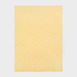 5'x7' Flower Kids' Area Rug Yellow - Pillowfort™ : Target