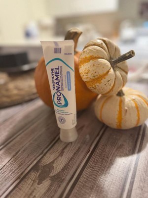 Guest review image 1 of 3, zoom in